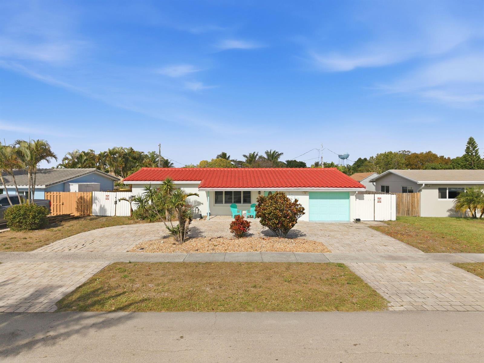 1123 SE 2ND Avenue, Deerfield Beach FL 33441 photo 2