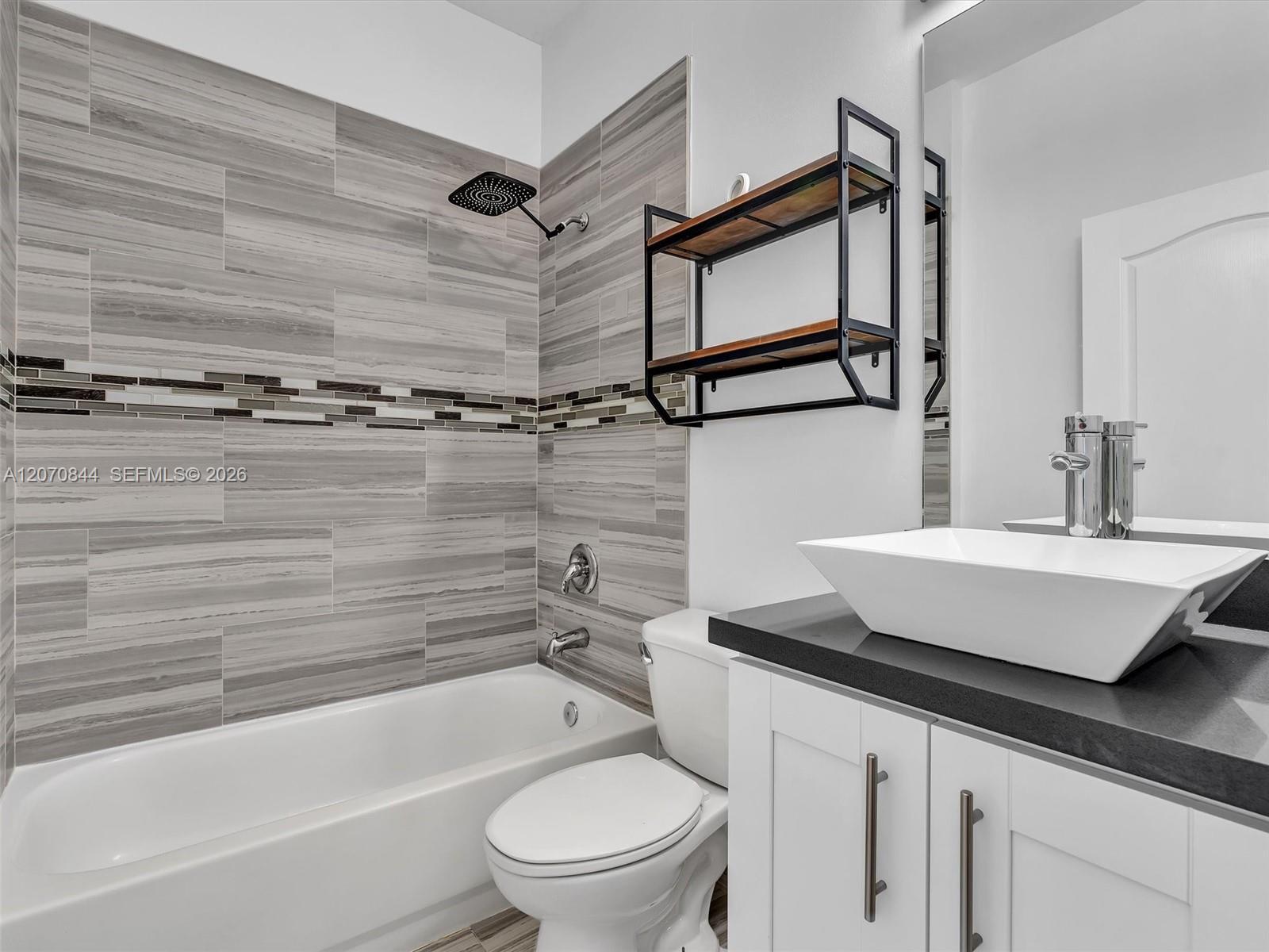 6271 SW 195th Ave, Pembroke Pines FL 33332 photo 4