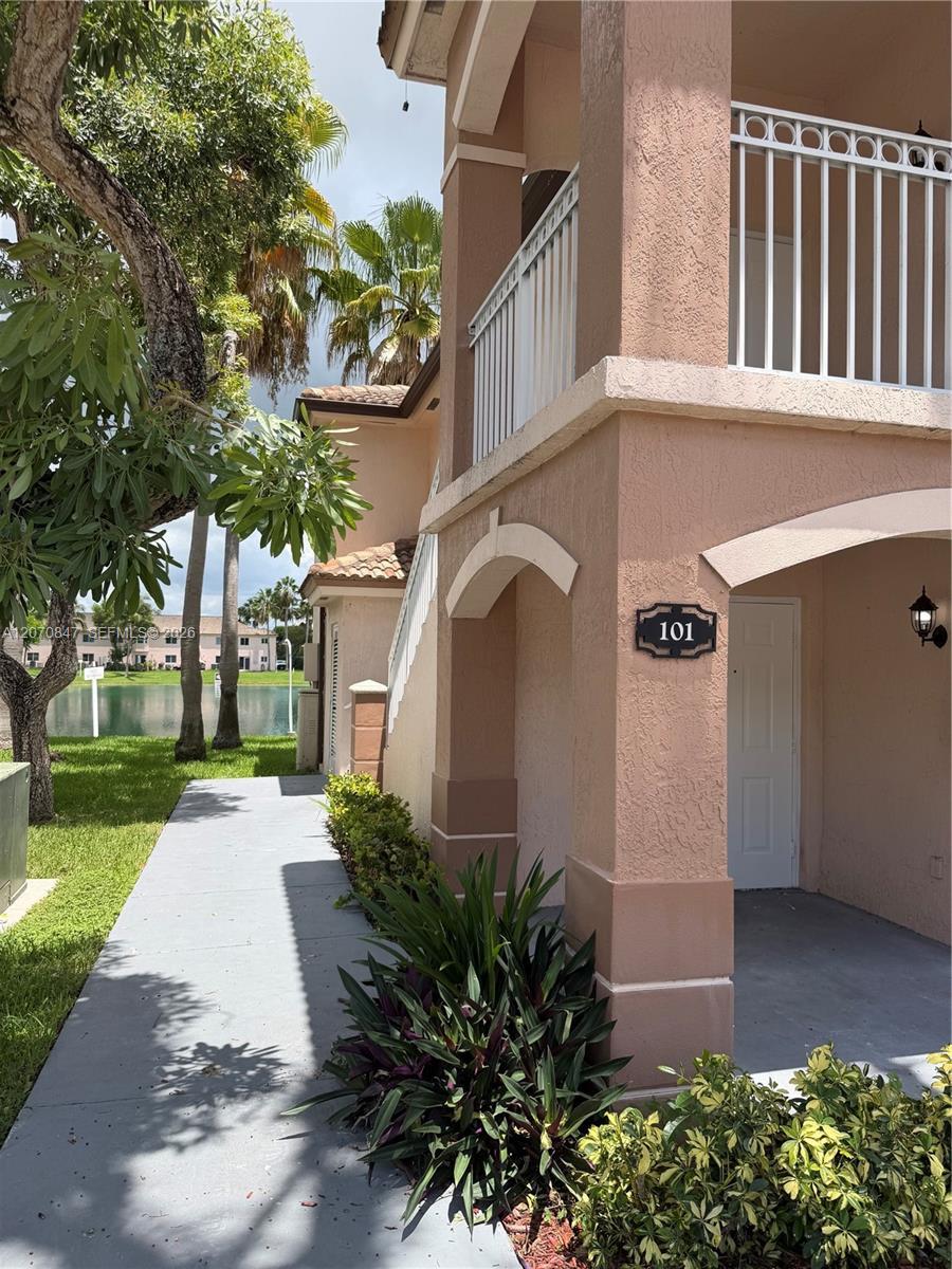 1261 SE 27th St # 101, Homestead FL 33035