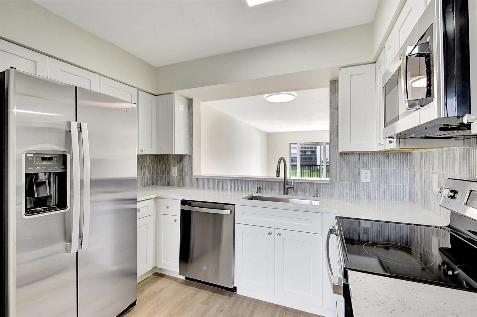 14360 STRATHMORE Lane # 204, Delray Beach FL 33446 photo 2