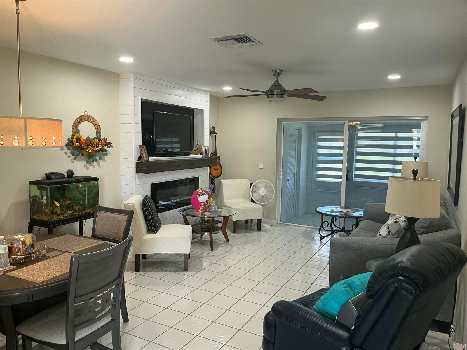 2758 EMORY Drive E # C, West Palm Beach FL 33415 photo 3