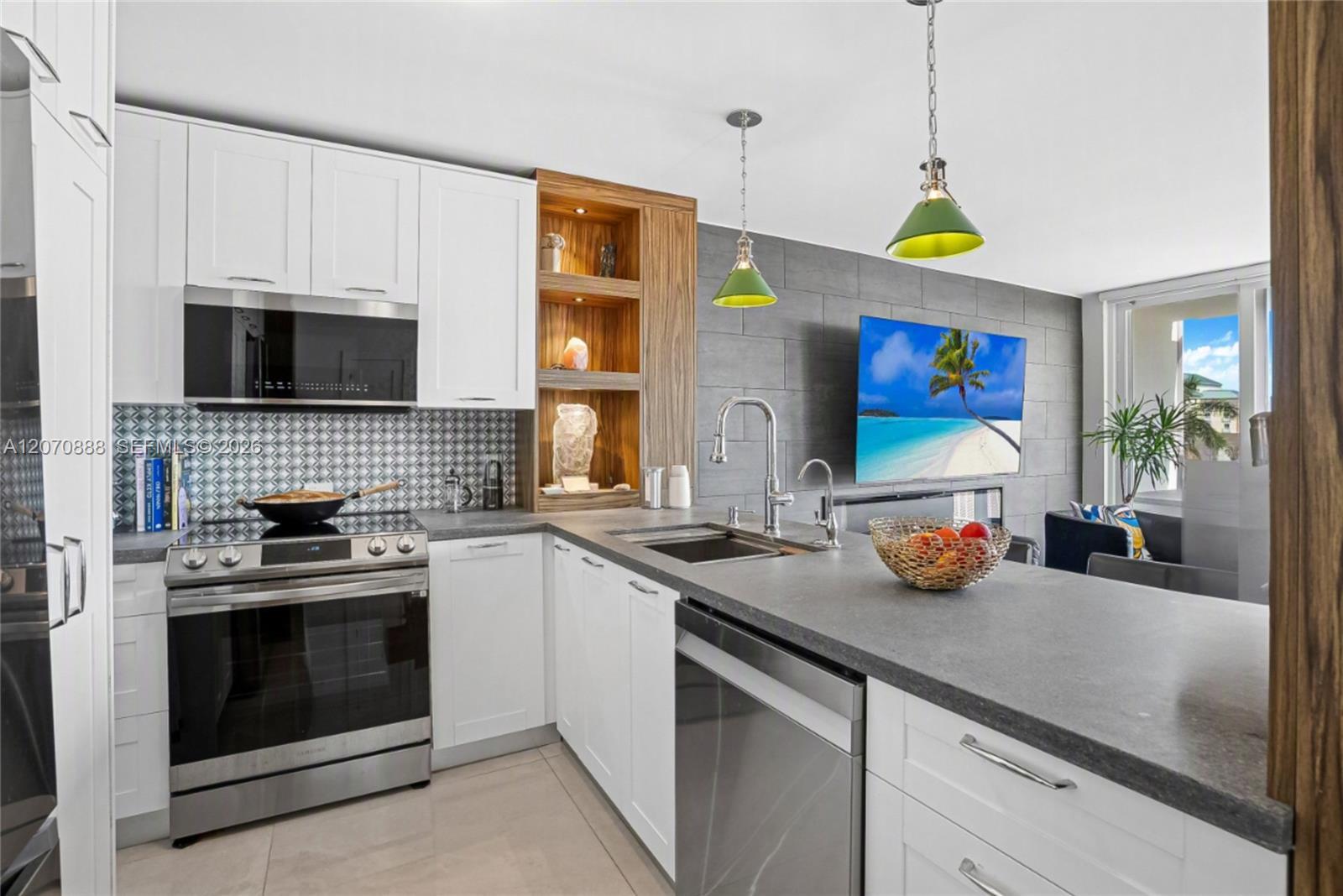 2881 NE 33rd Ct # 5G, Fort Lauderdale FL 33306 photo 3