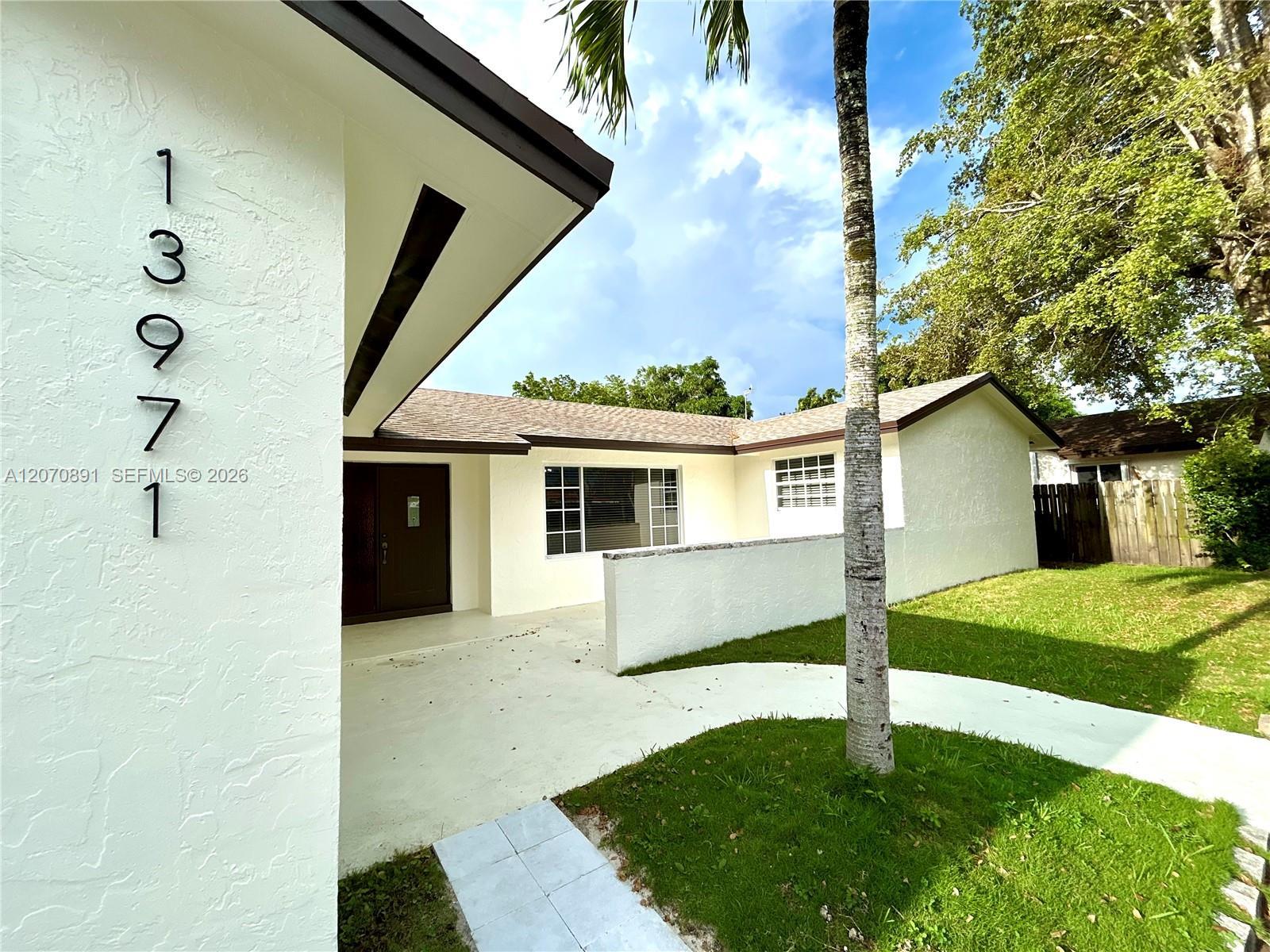 13971 SW 112th St # 13971, Miami FL 33186 photo 3