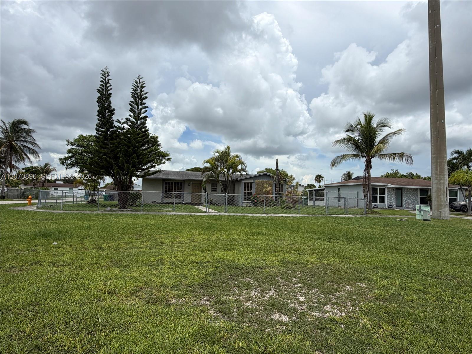 26220 SW 127th Ave, Homestead FL 33032