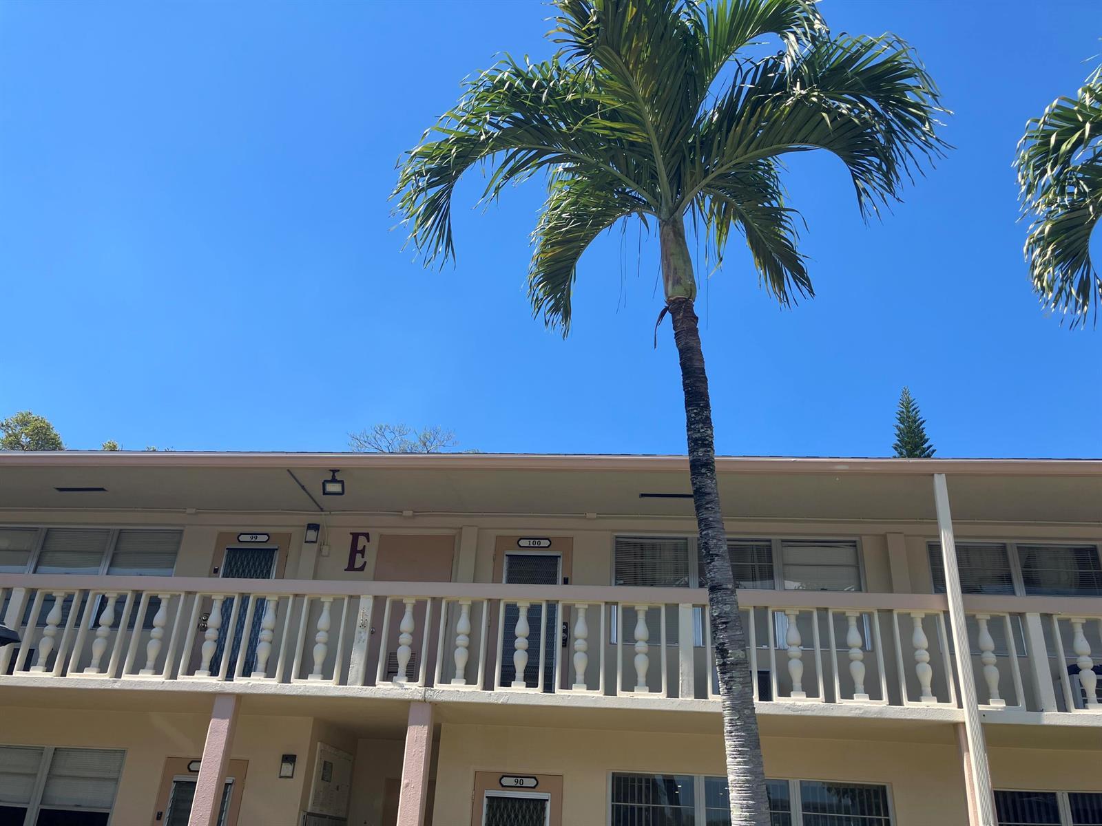 97 Ventnor E E # 97, Deerfield Beach FL 33442 photo 2