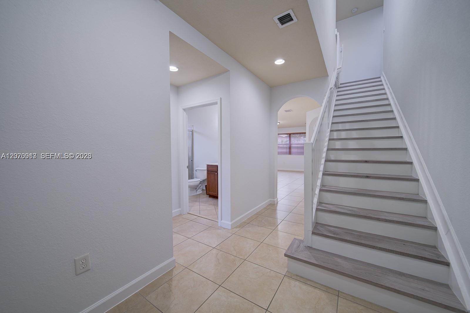 139 NE 26th Ave, Homestead FL 33033 photo 3
