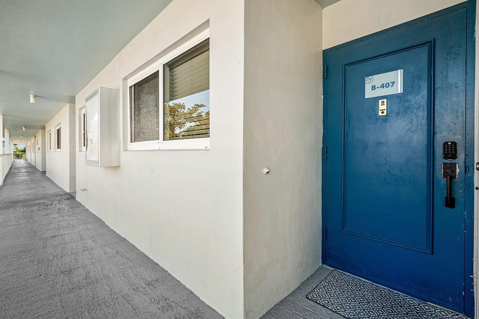 621 E Woolbright Road # B407, Boynton Beach FL 33435 photo 2