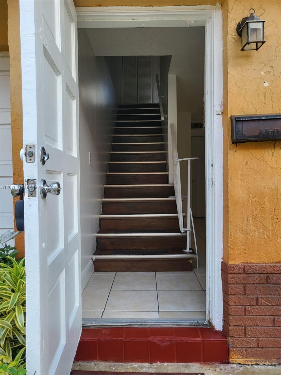 Lauderhill, FL 33313 photo 4