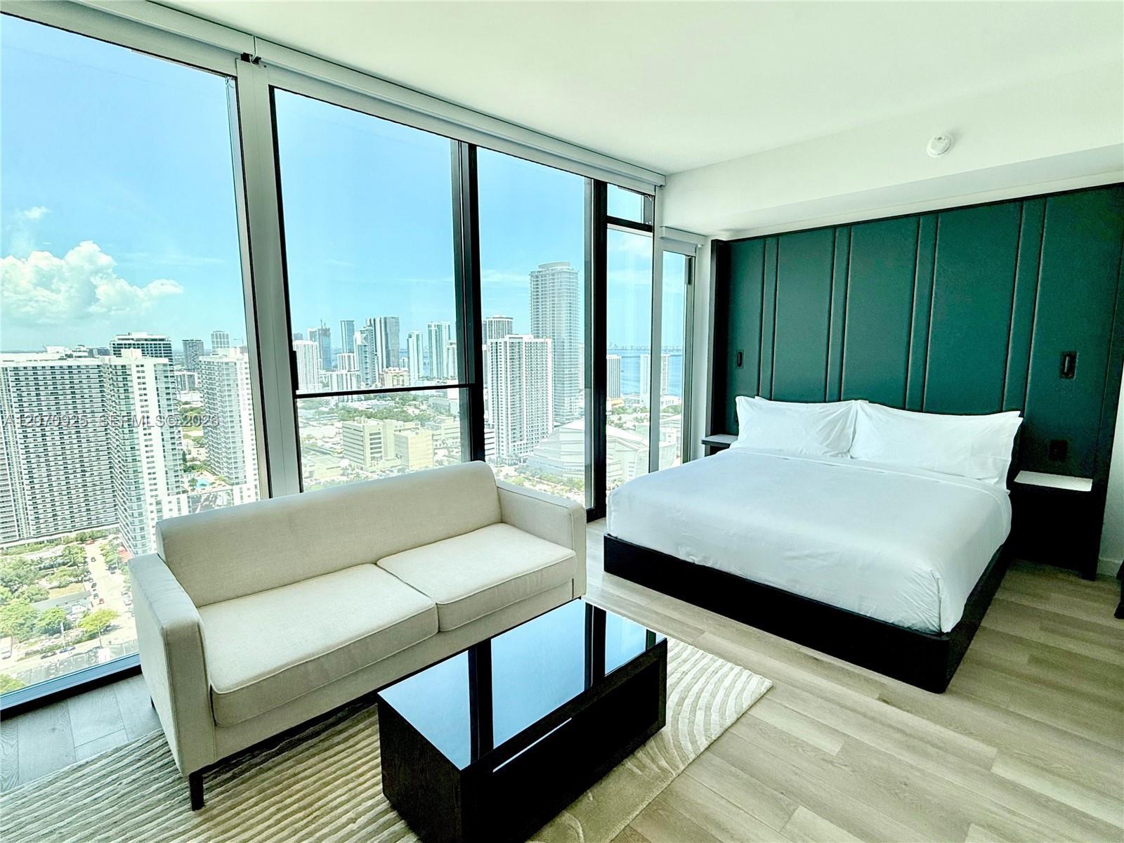 20 NE 11 street # 3605, Miami FL 33132 photo 3