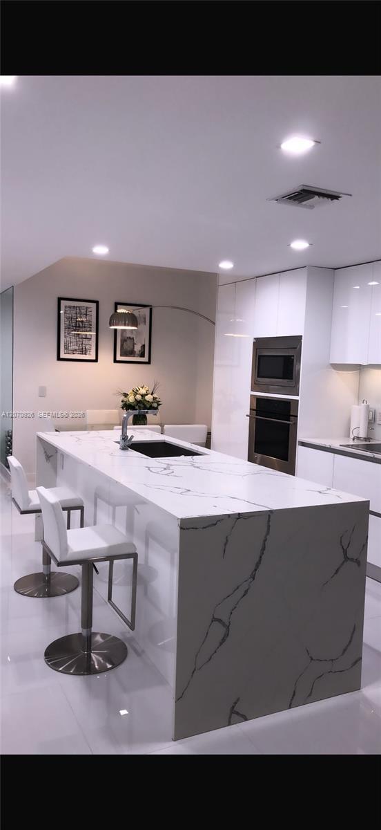 460 NE 28th St # 606, Miami FL 33137 photo 2