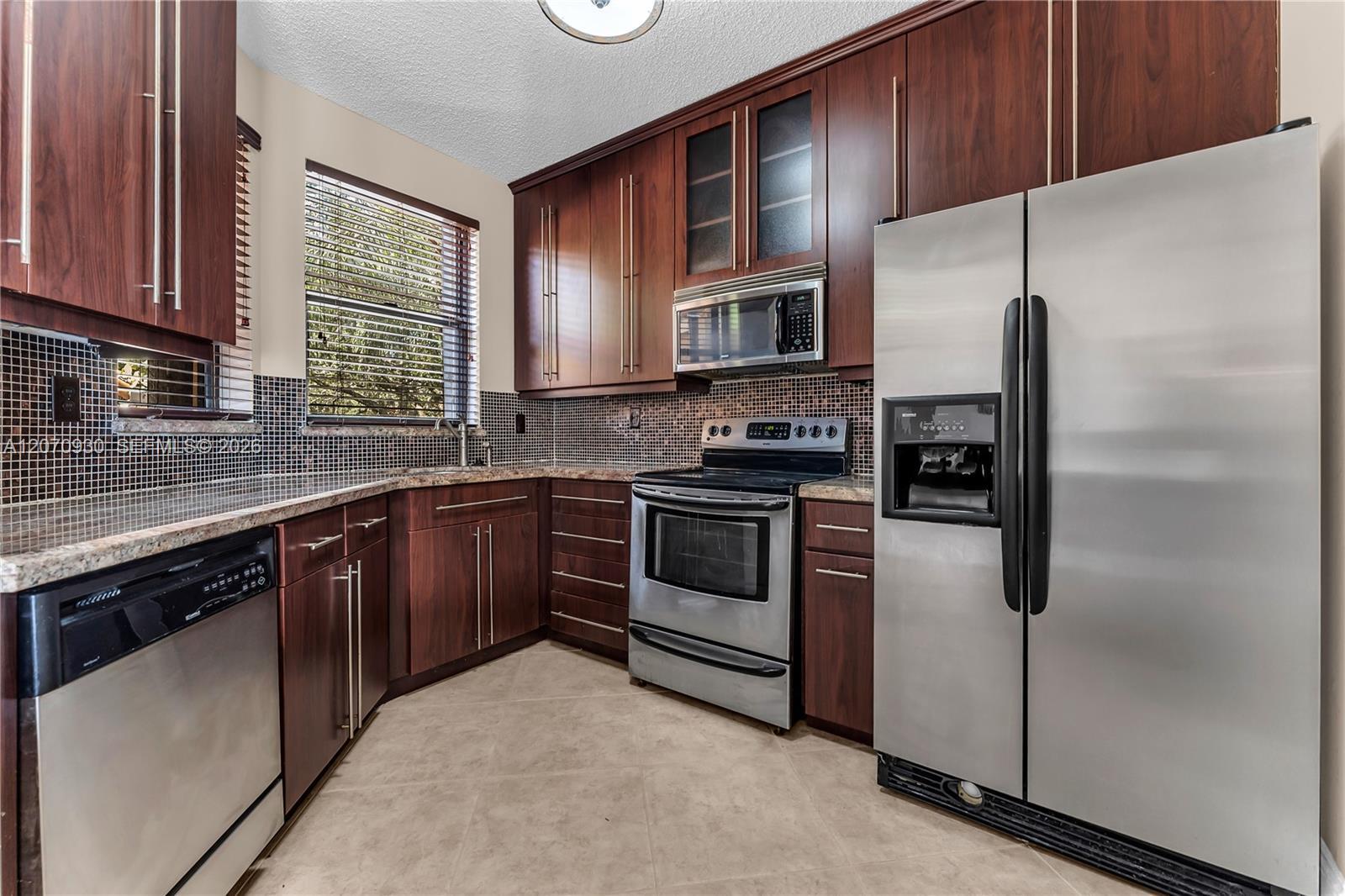 15563 N Miami Lakeway N # 204, Miami Lakes FL 33014 photo 5