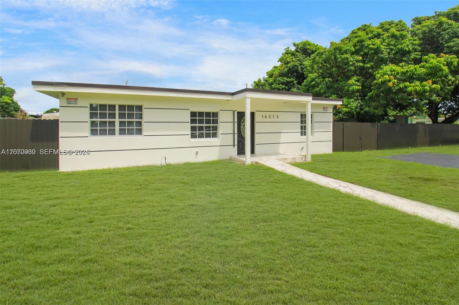 Miami Gardens, FL 33054 photo 4