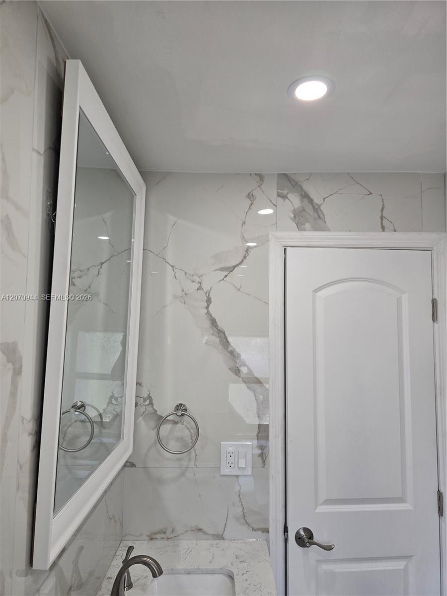 260 NE 118th Ter # 262, Miami FL 33161 photo 3