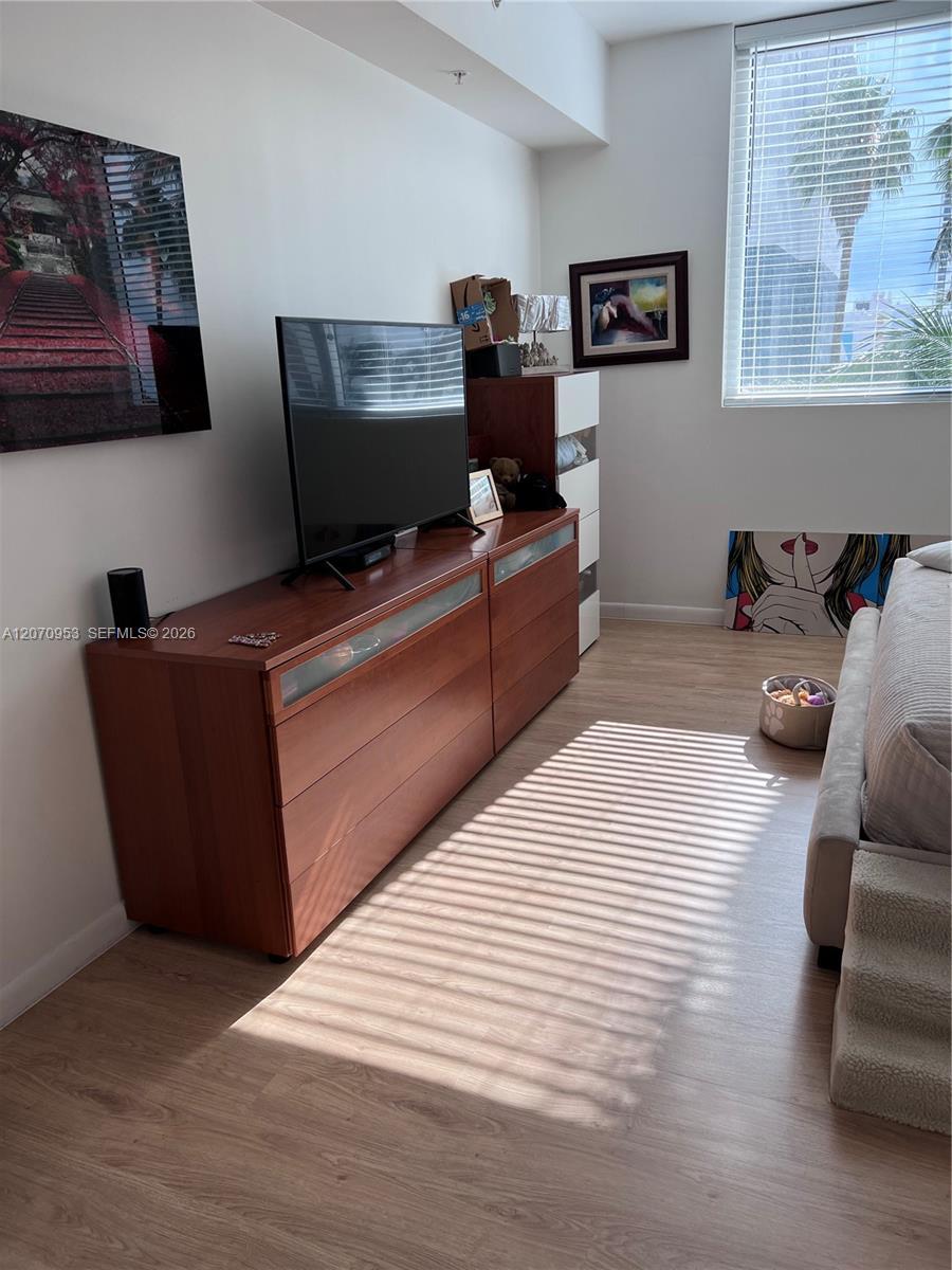 253 NE 2nd St # 902, Miami FL 33132 photo 5