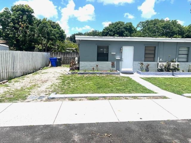 504 N 57th Ave, Hollywood FL 33021