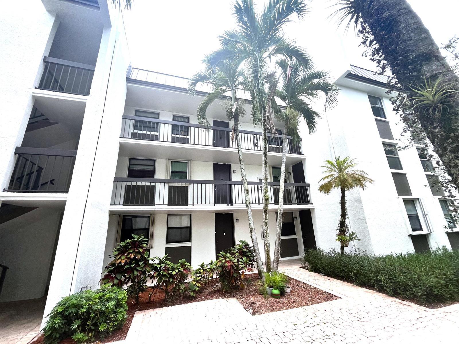8441 Forest Hills Drive # 302, Coral Springs FL 33065
