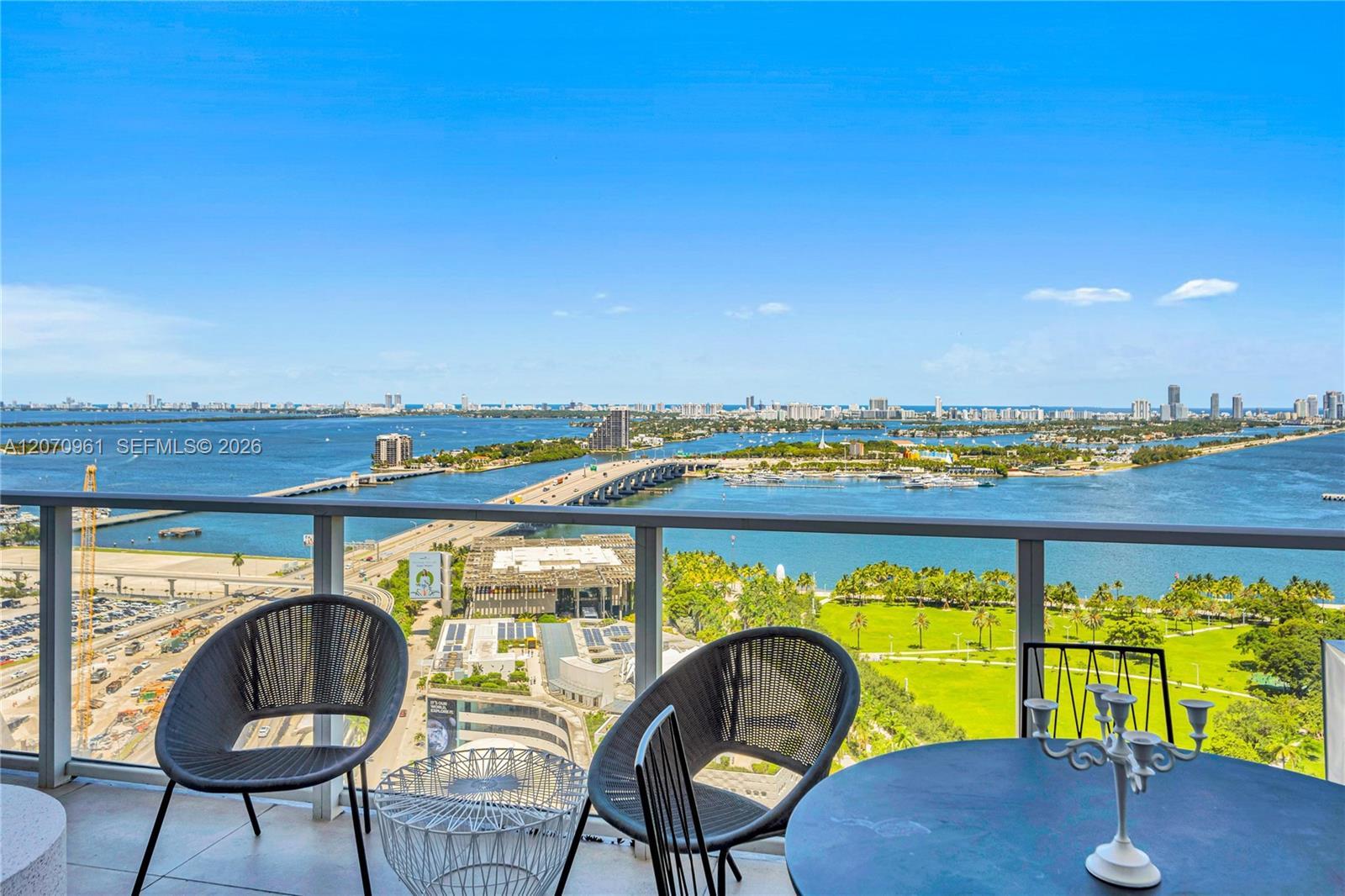 1040 Biscayne Blvd # 2603, Miami FL 33132 photo 2