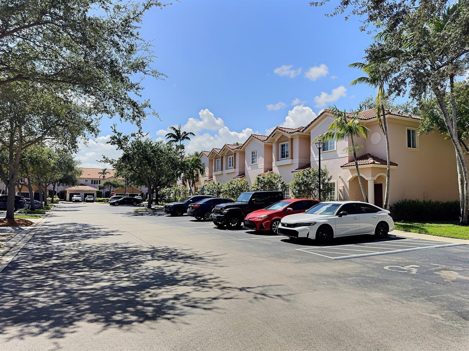 8833 S ISLES Circle # 8833, Tamarac FL 33321 photo 3