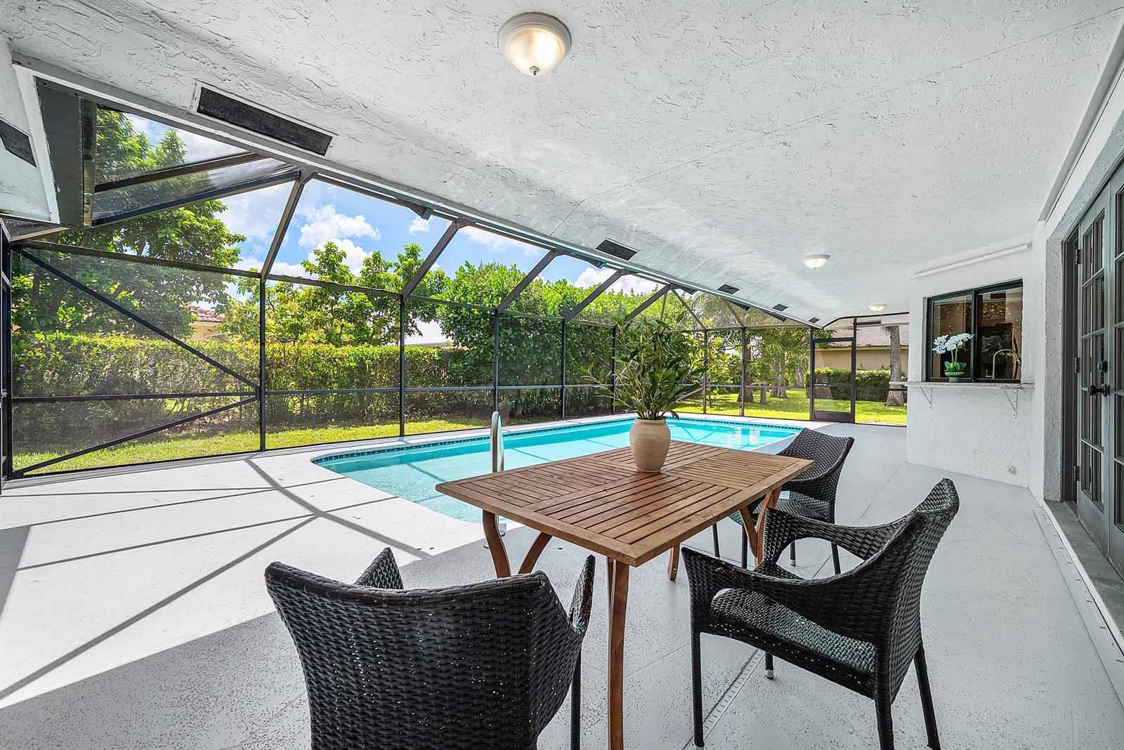 1506 Wiltshire Village Drive, Wellington FL 33414 photo 2