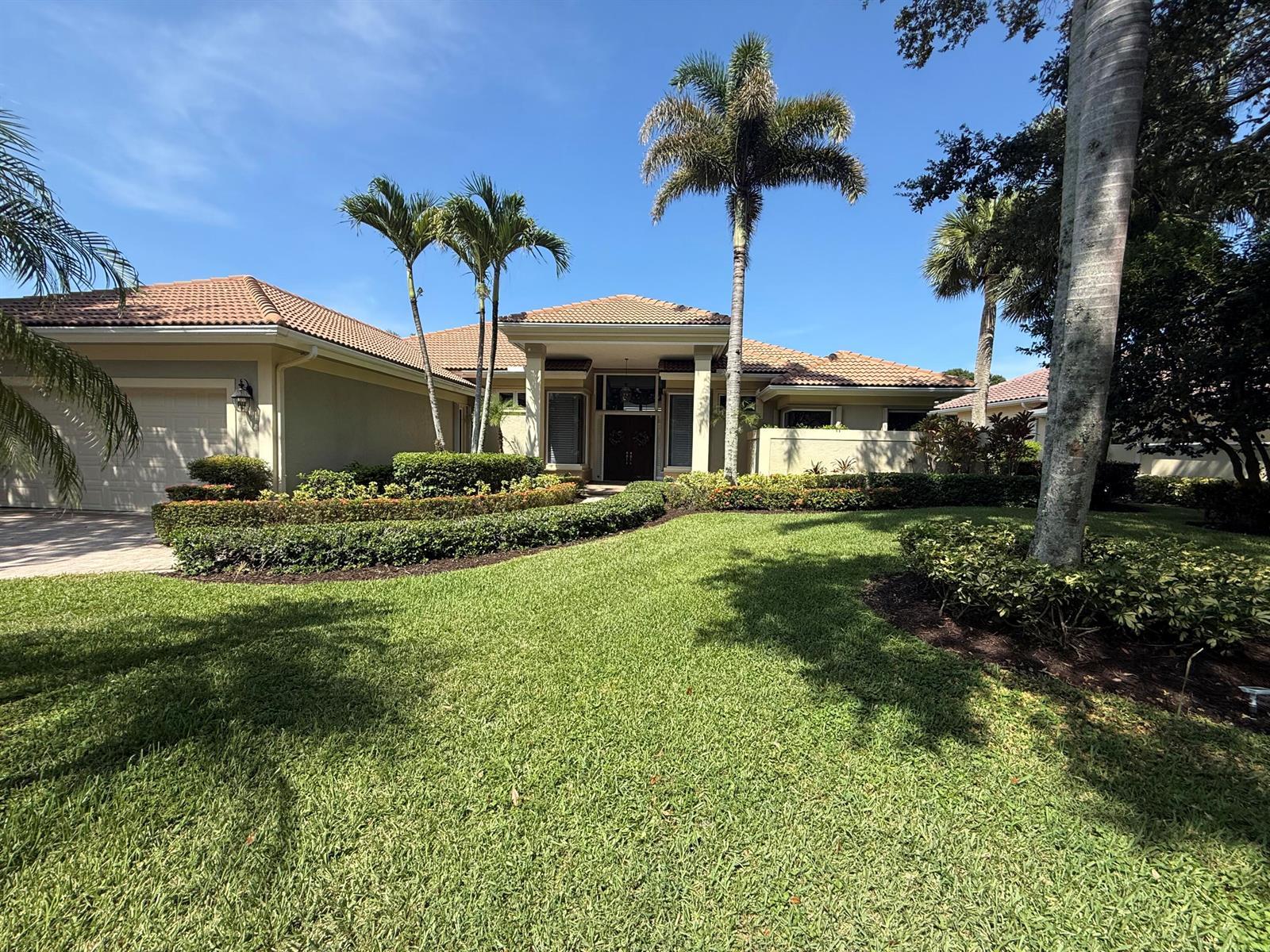 115 N RIVER Drive W, Jupiter FL 33458