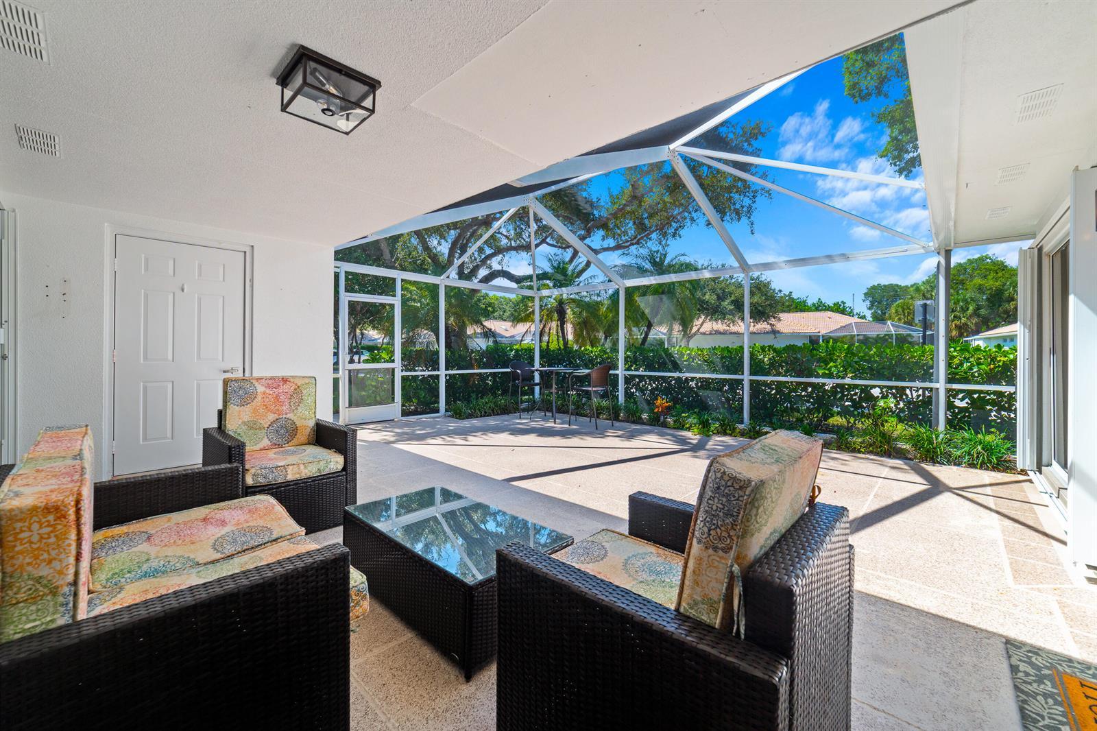 2301 PIN OAK Court, Palm Beach Gardens FL 33410 photo 3