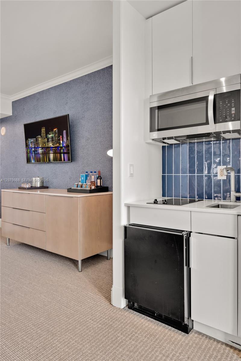 4401 Collins Ave # 1508, Miami Beach FL 33140 photo 5