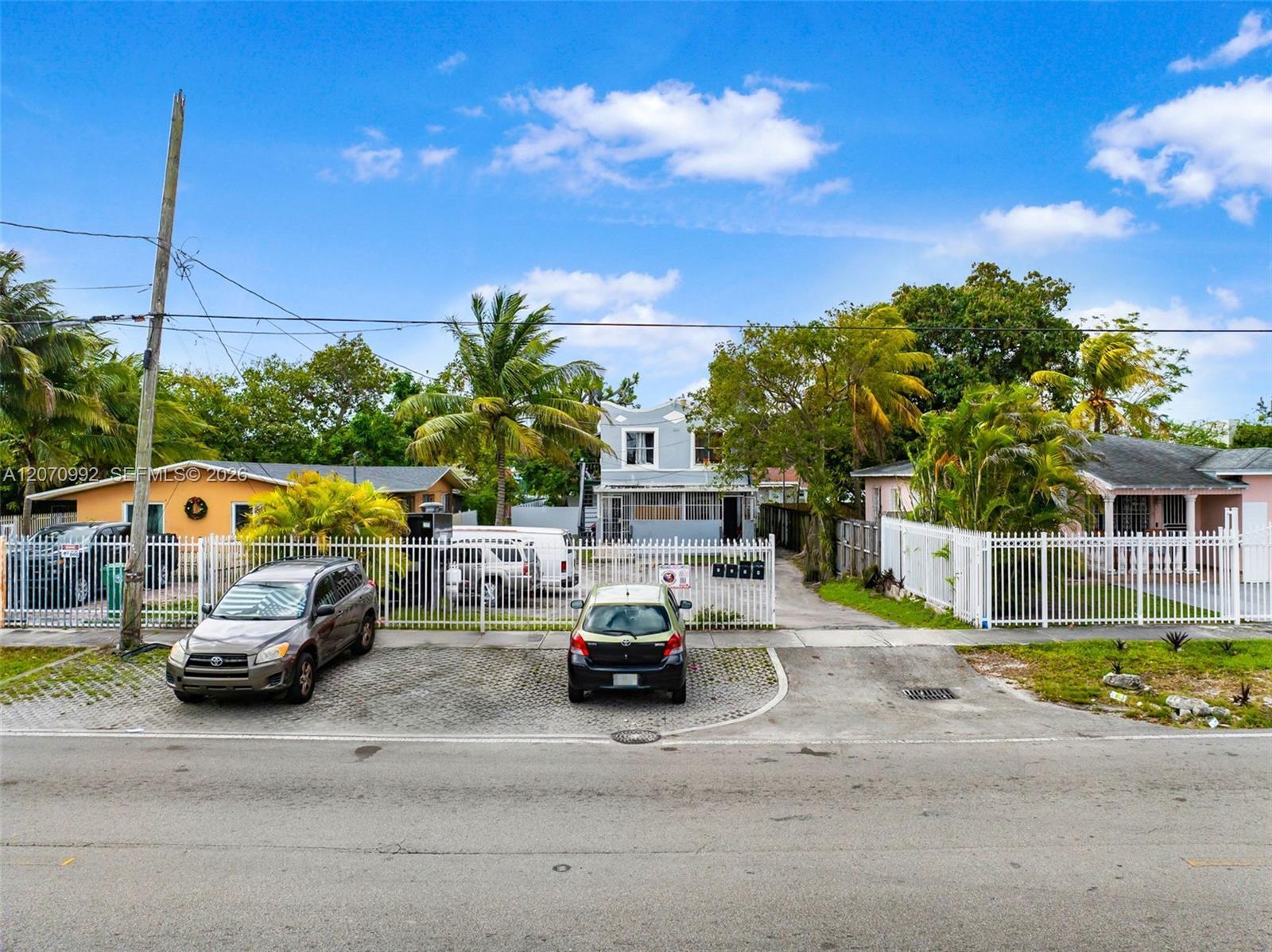 1236 NW 28th St # 2, Miami FL 33142 photo 3