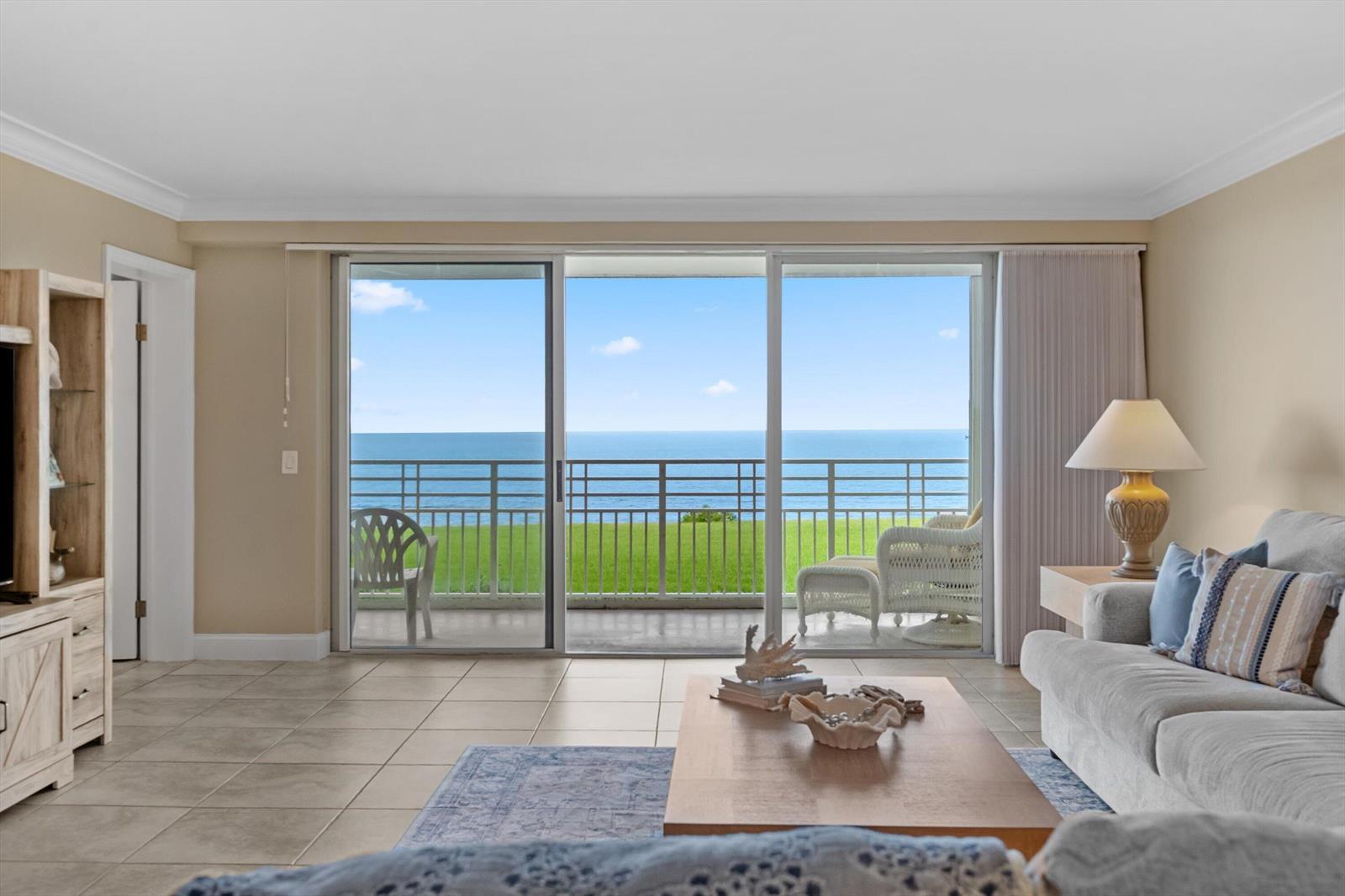 350 S Beach Road # 204, Jupiter FL 33469