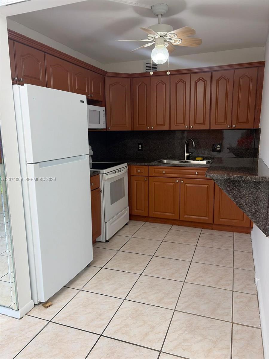 13355 SW 9th Ct # 313H, Pembroke Pines FL 33027 photo 5