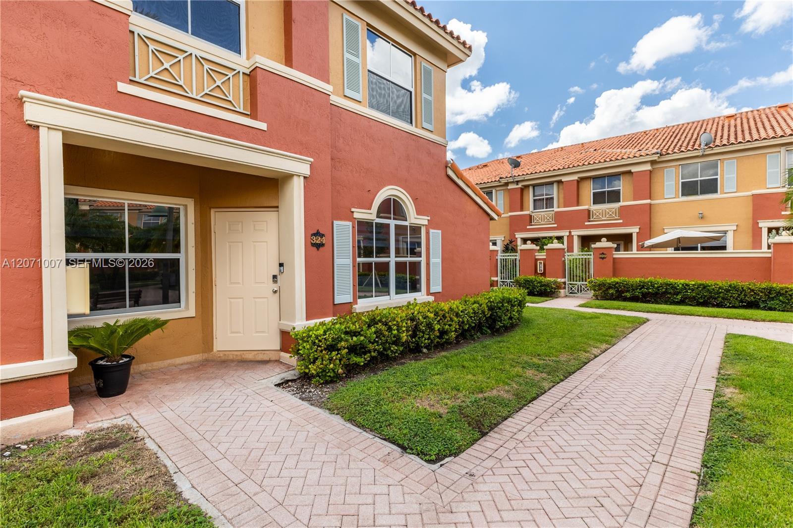 6142 NW 115th Pl # 324, Doral FL 33178 photo 3