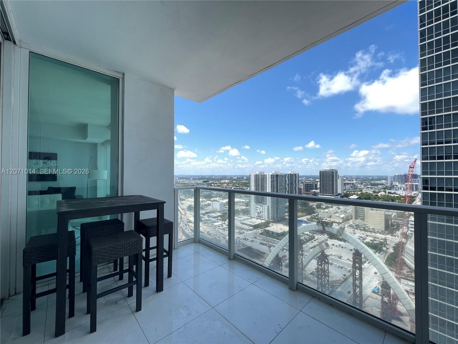1040 Biscayne Blvd # 3305, Miami FL 33132 photo 3