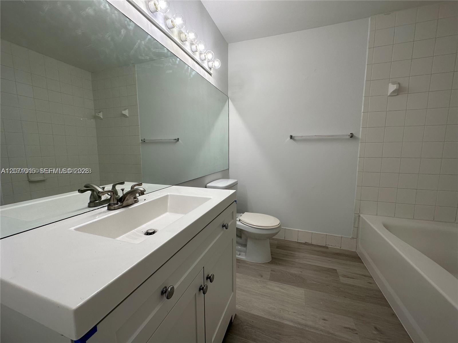 4560 NW 107th Ave # 12, Doral FL 33178 photo 4