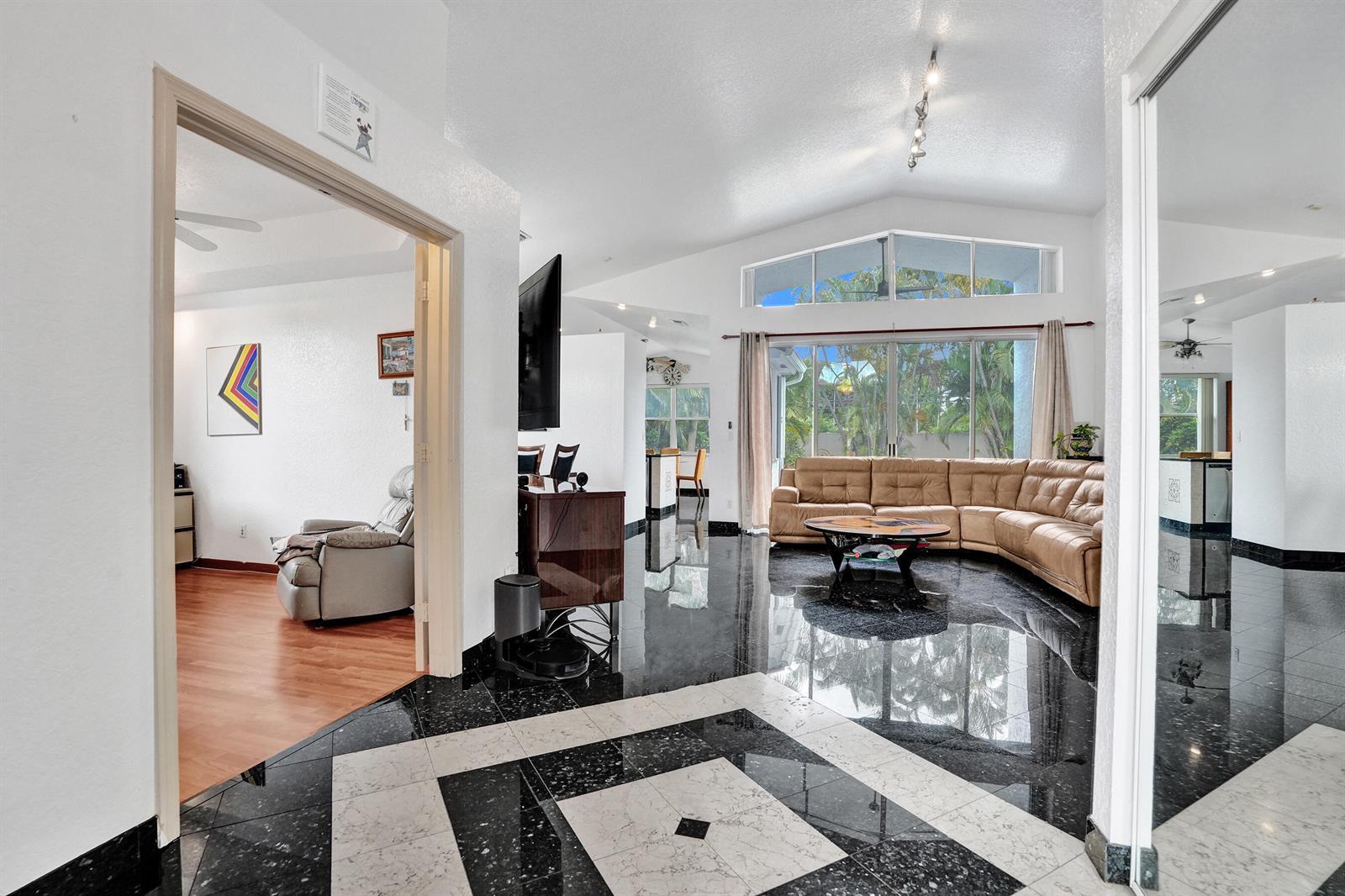 3274 NW 22ND Avenue, Oakland Park FL 33309 photo 5