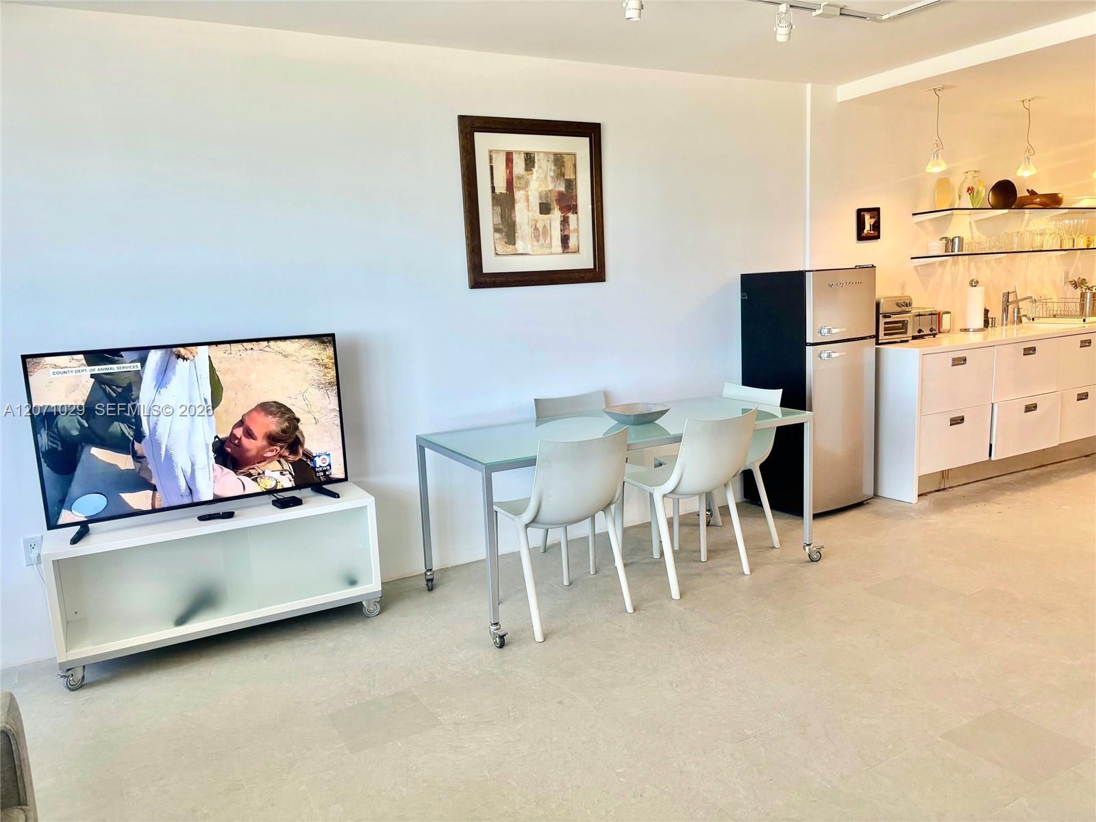 100 Lincoln Rd # 1546, Miami Beach FL 33139 photo 2