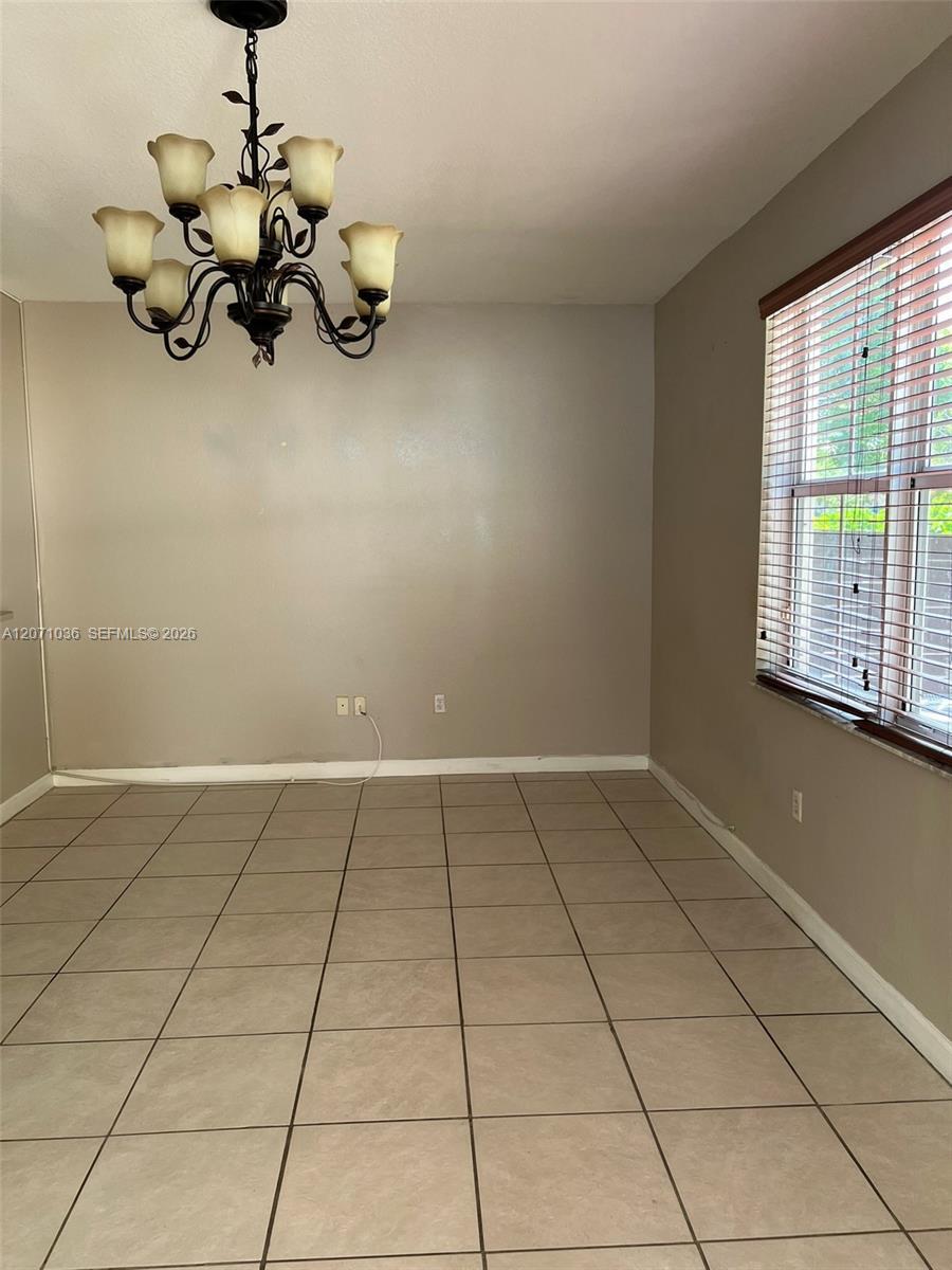 10861 NW 85th Ter, Doral FL 33178 photo 4