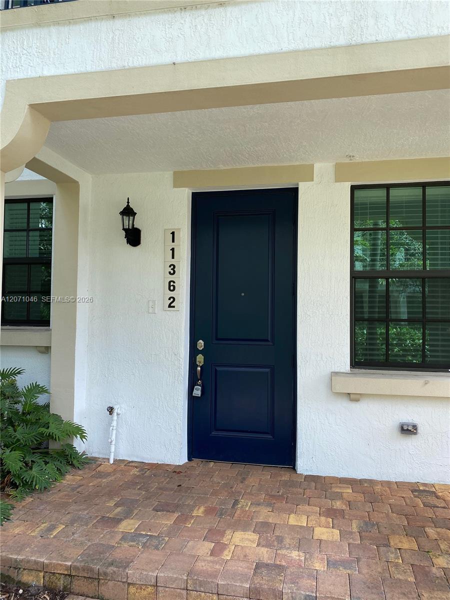 11362 SW 15th St, Pembroke Pines FL 33025 photo 2