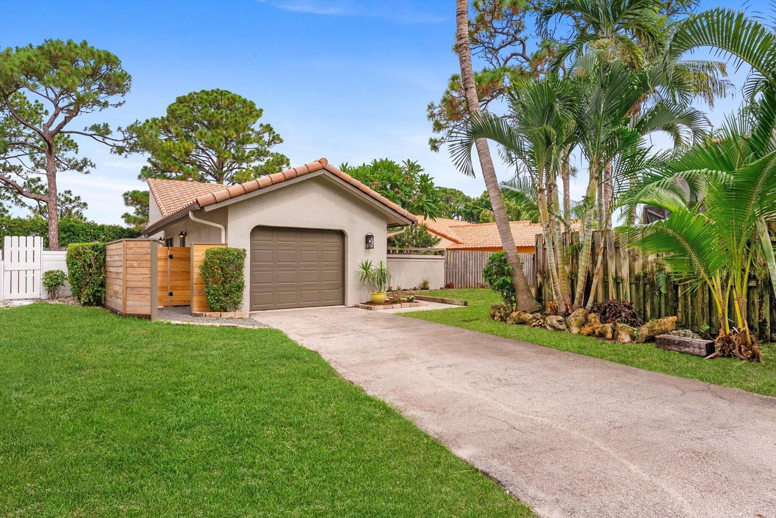1310 NW 22ND Avenue, Delray Beach FL 33445