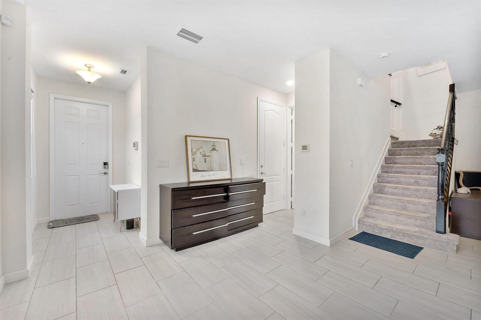 5295 Santa Maria Avenue, Boynton Beach FL 33436 photo 2
