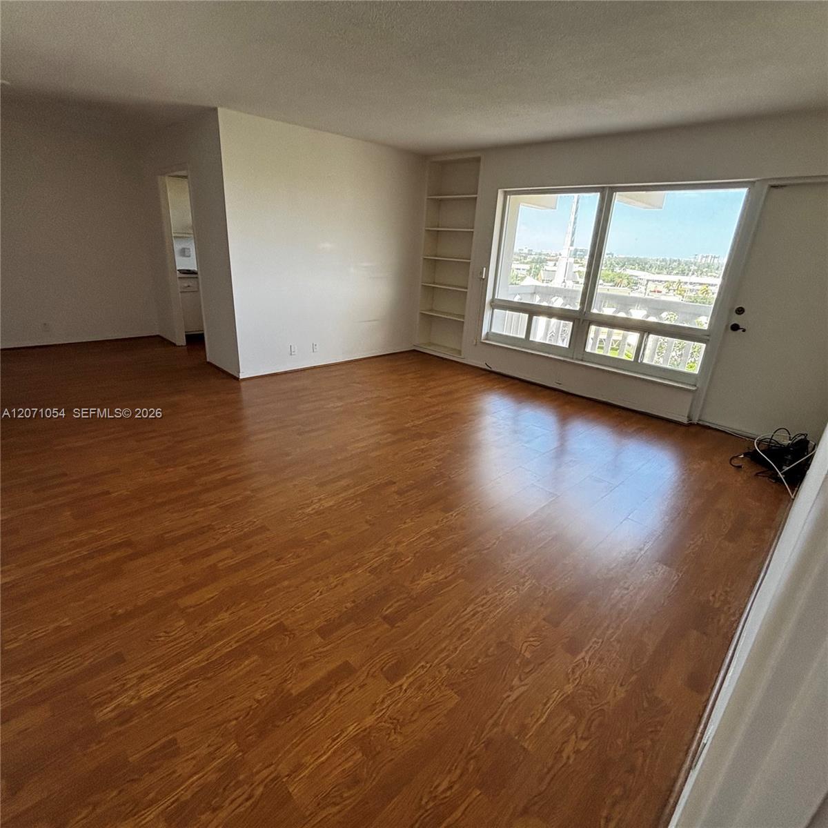 2500 NE 48th Ln # 806, Fort Lauderdale FL 33308 photo 3