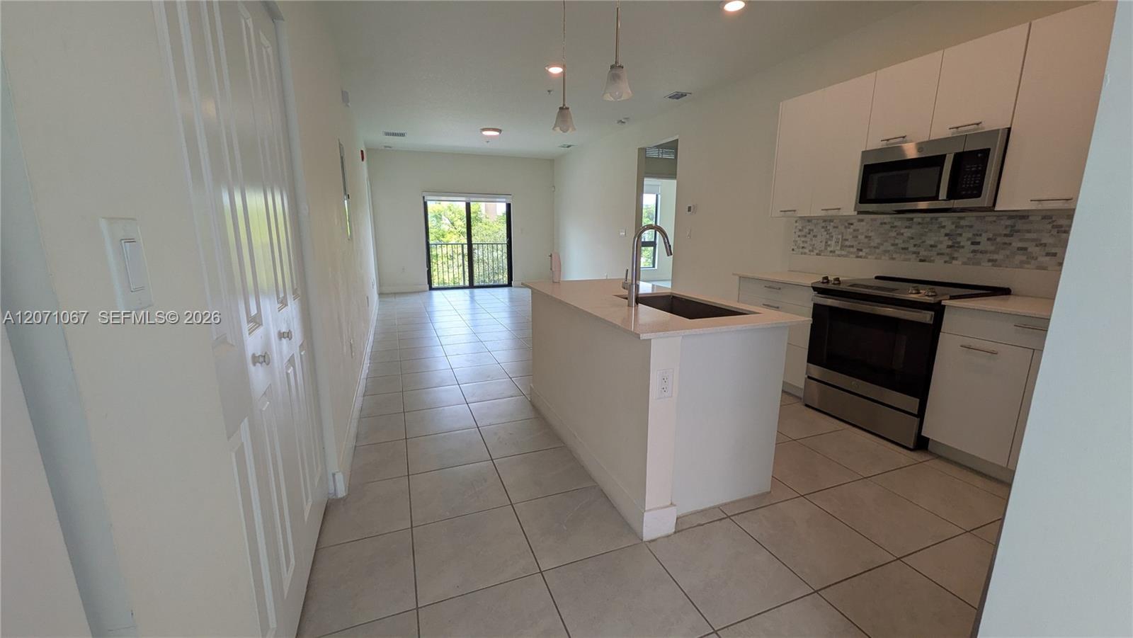 8001 NW 41st St # 204, Doral FL 33166 photo 5