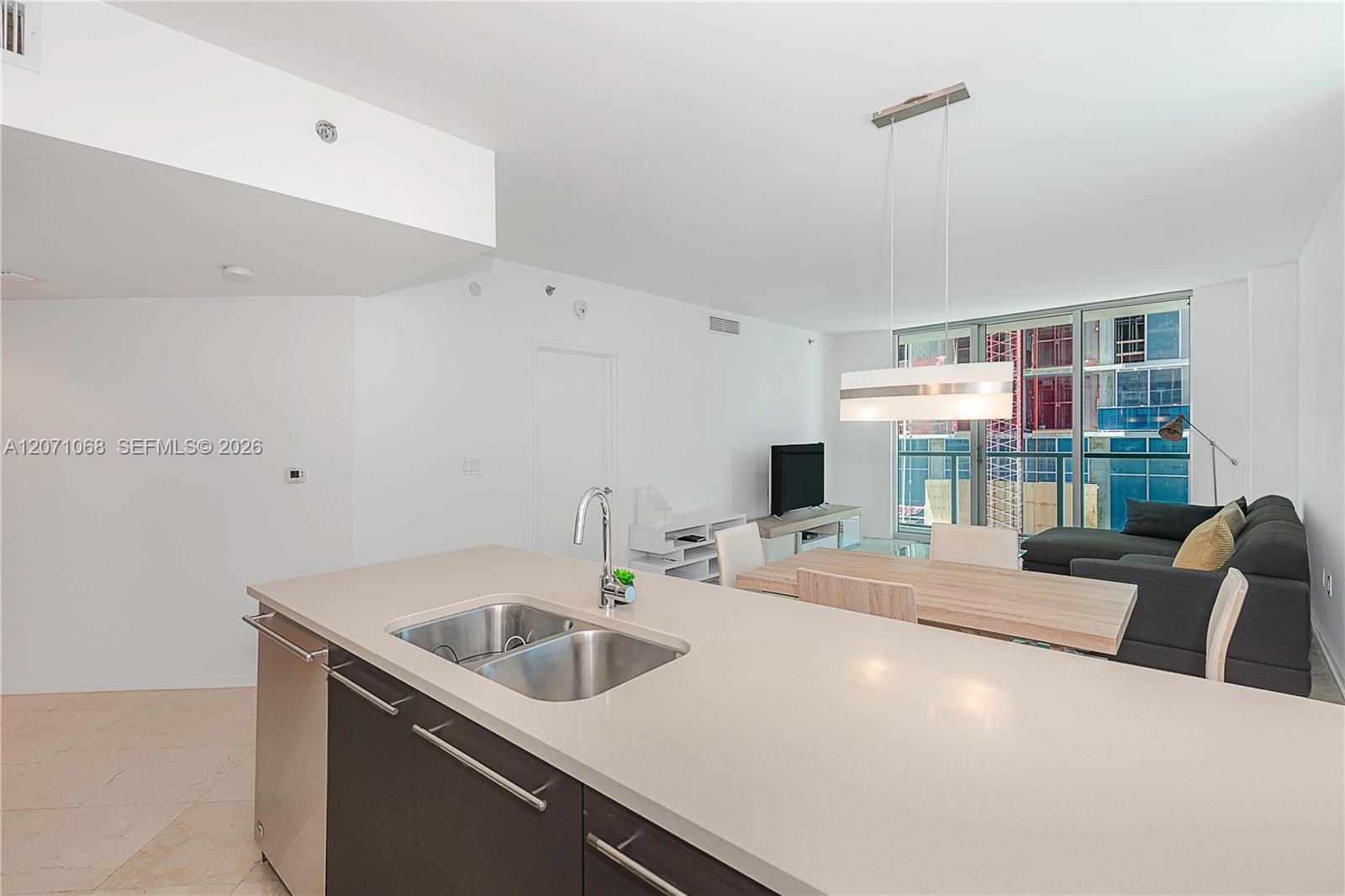 55 SE 6th St # 1507, Miami FL 33131 photo 4