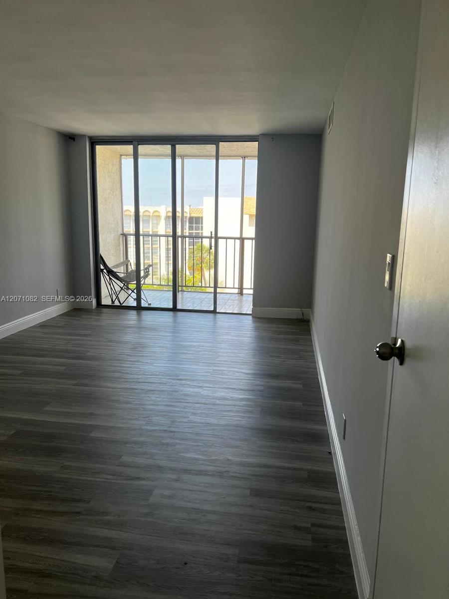 501 Three Islands Blvd # 508, Hallandale Beach FL 33009 photo 5