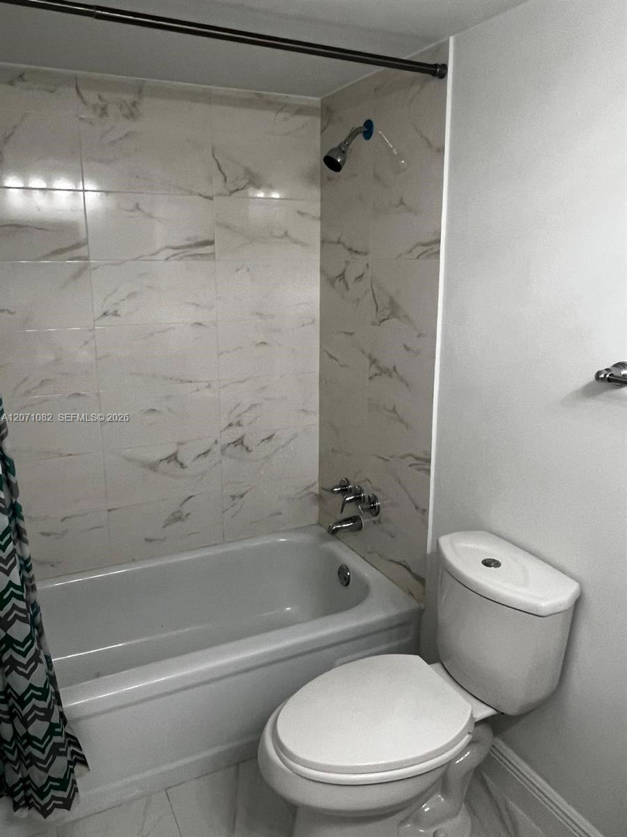 501 Three Islands Blvd # 508, Hallandale Beach FL 33009 photo 4