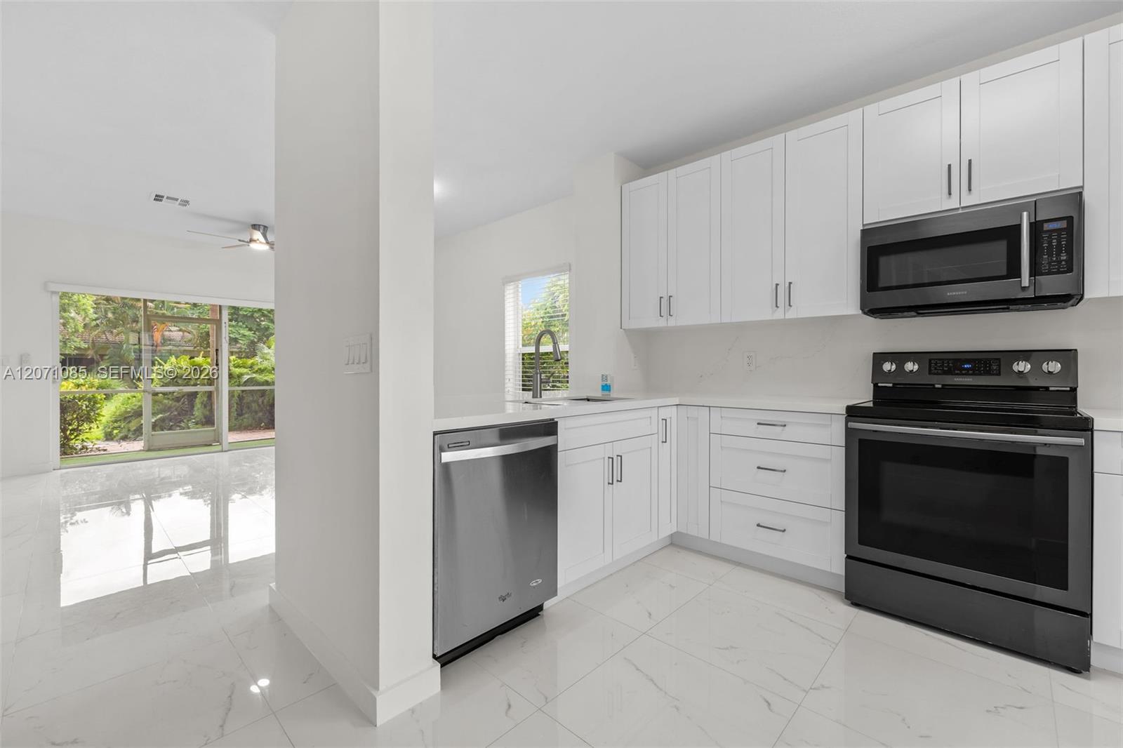 12133 SW 3rd St # 12133, Pembroke Pines FL 33025 photo 4