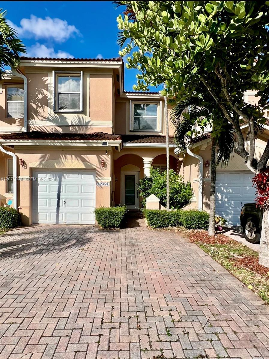 12354 SW 124th Path, Miami FL 33186 photo 2