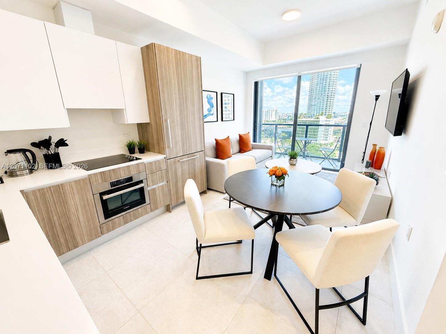 239 SW 9 St # 1504, Miami FL 33130