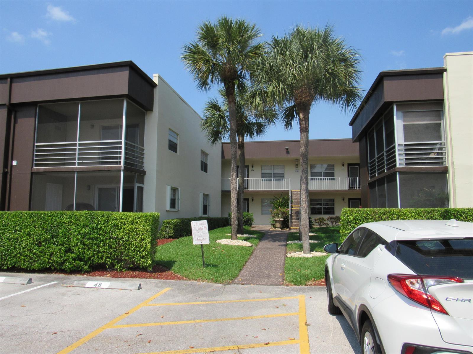 737 Normandy P, Delray Beach FL 33484 photo 2