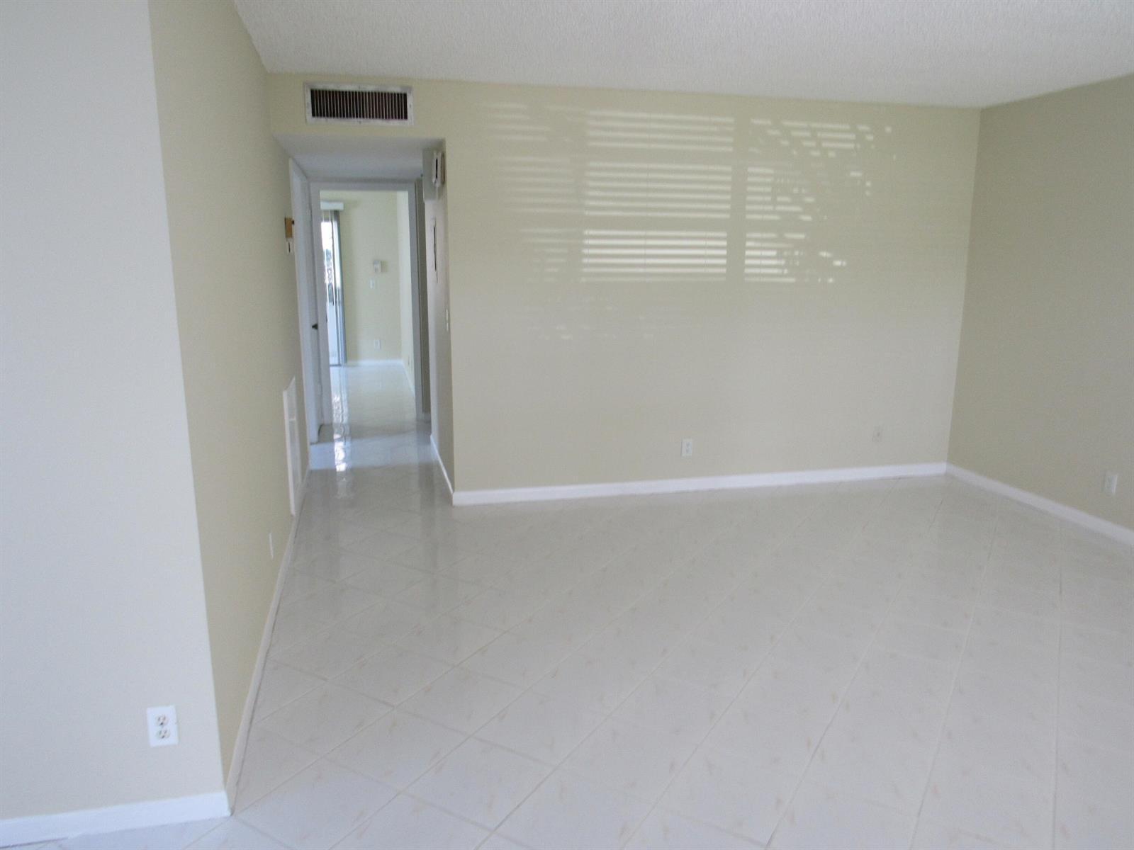 737 Normandy P, Delray Beach FL 33484 photo 5