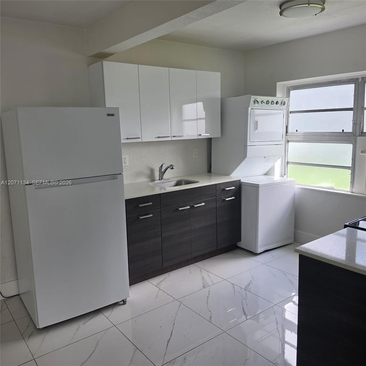 375 E 4th Ave # 4, Hialeah FL 33010 photo 2