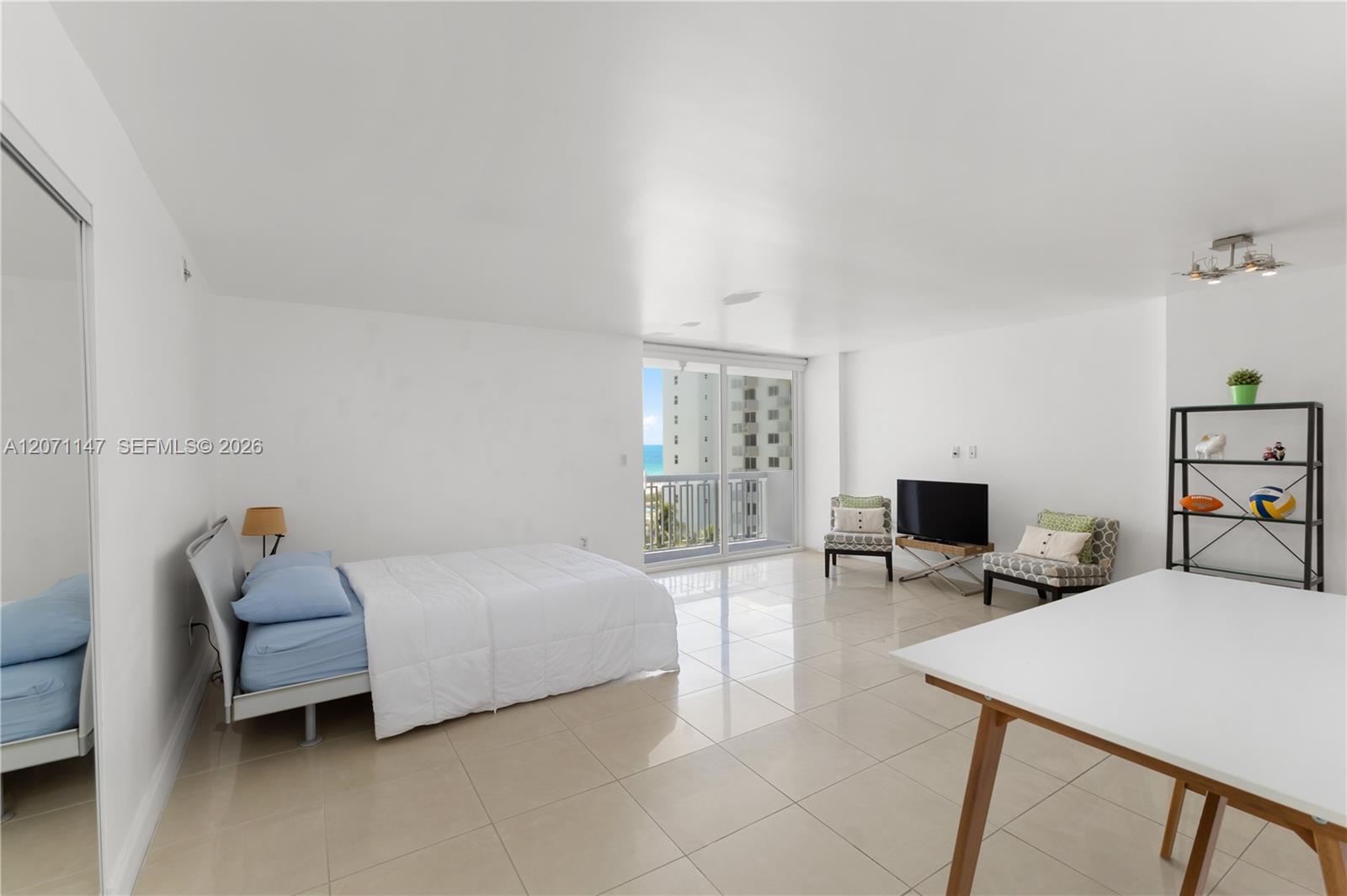 401 Ocean Dr # 607, Miami Beach FL 33139 photo 4